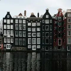 James Bond pexels matreding